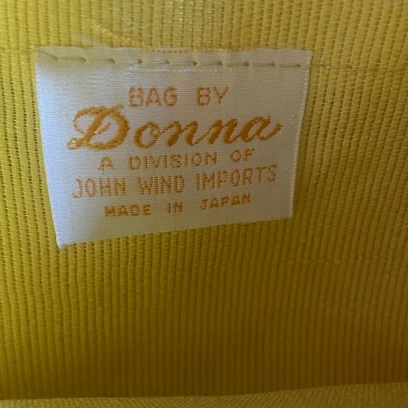 Vintage Bag by Donna Sunshine Yellow Rafia Crochet Handbag with Lucite Handle🖤 - Picture 12 of 12